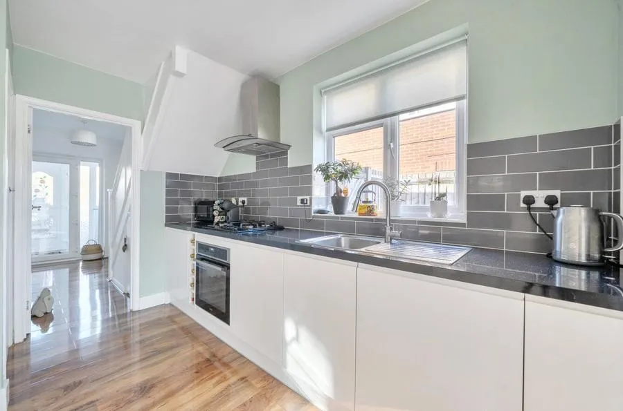 Priors Road, Windsor, SL4, photo 12