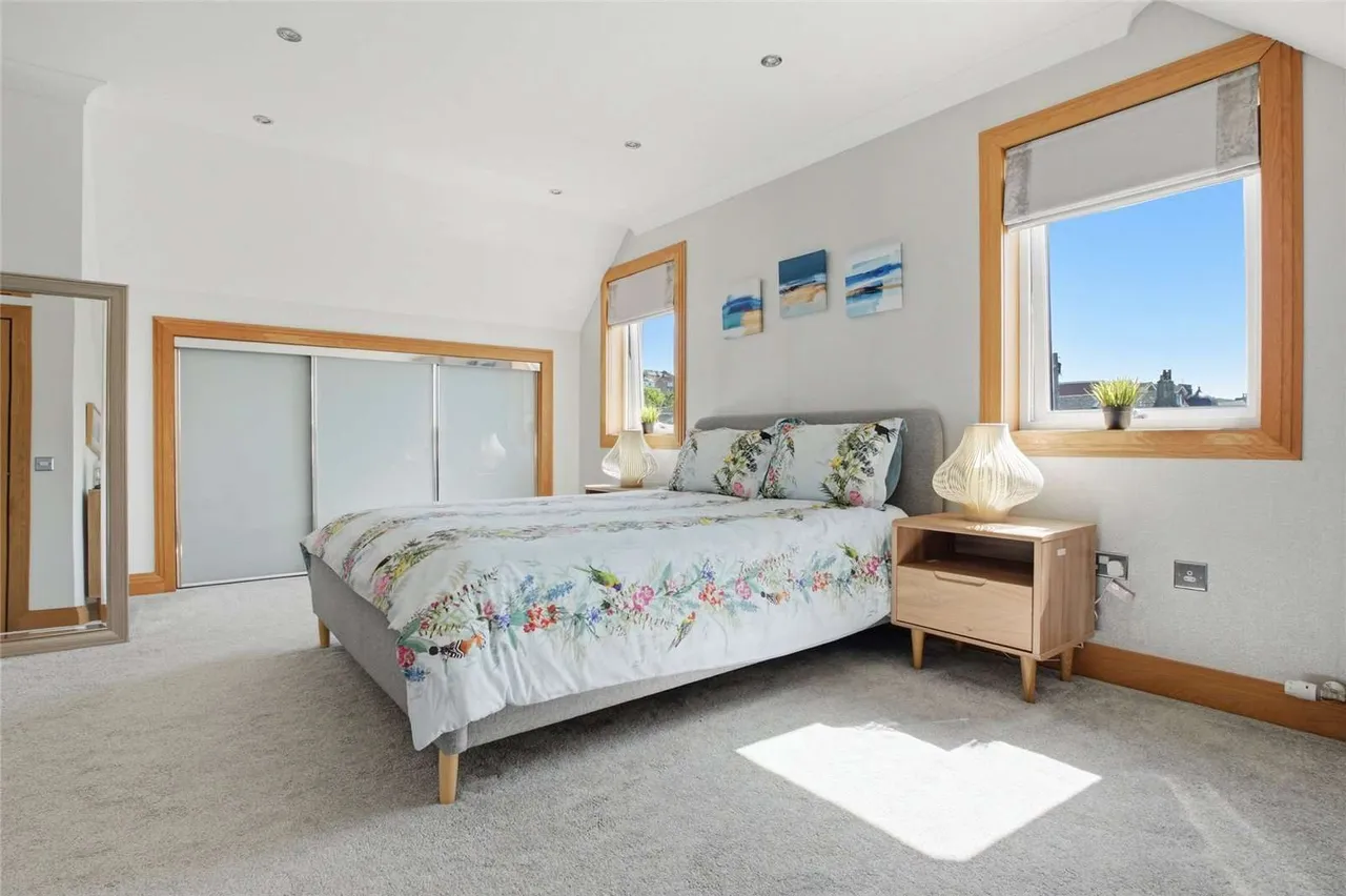 Hyndman Road, Seamill, KA23, photo 24