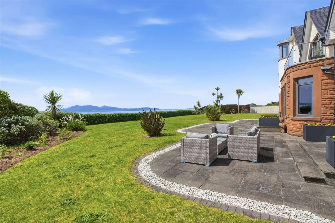 Hyndman Road, Seamill, KA23, photo 30