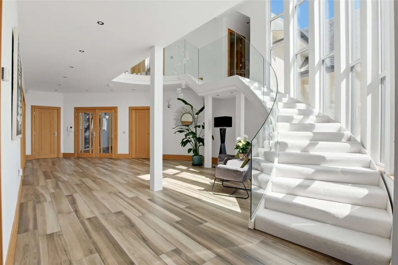 Hyndman Road, Seamill, KA23, photo 5