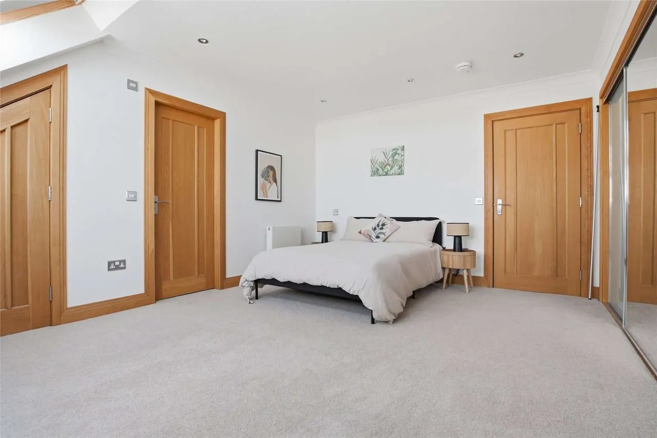 Hyndman Road, Seamill, KA23, photo 25
