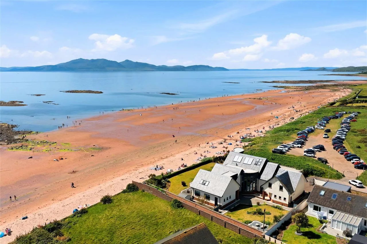 Hyndman Road, Seamill, KA23, photo 35
