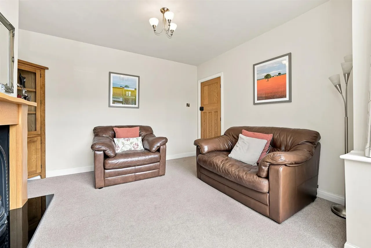 Hurst Lane, Bollington, photo 22