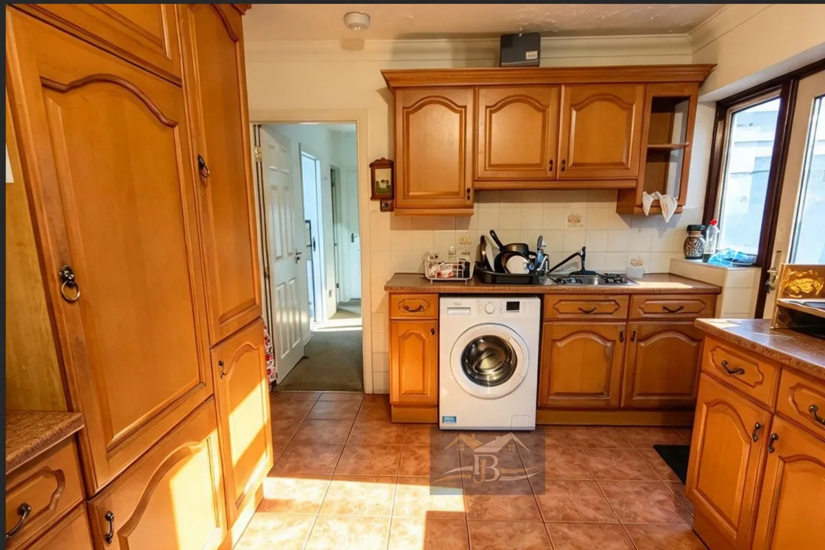 Montrose Close, Ashford, TW15, photo 4
