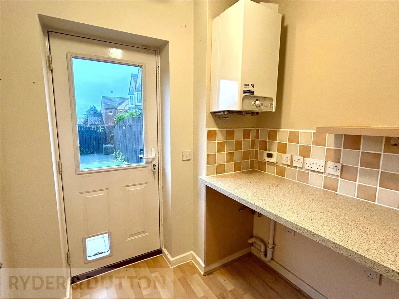 Heathmoor Park Road, Illingworth, HX2, photo 12