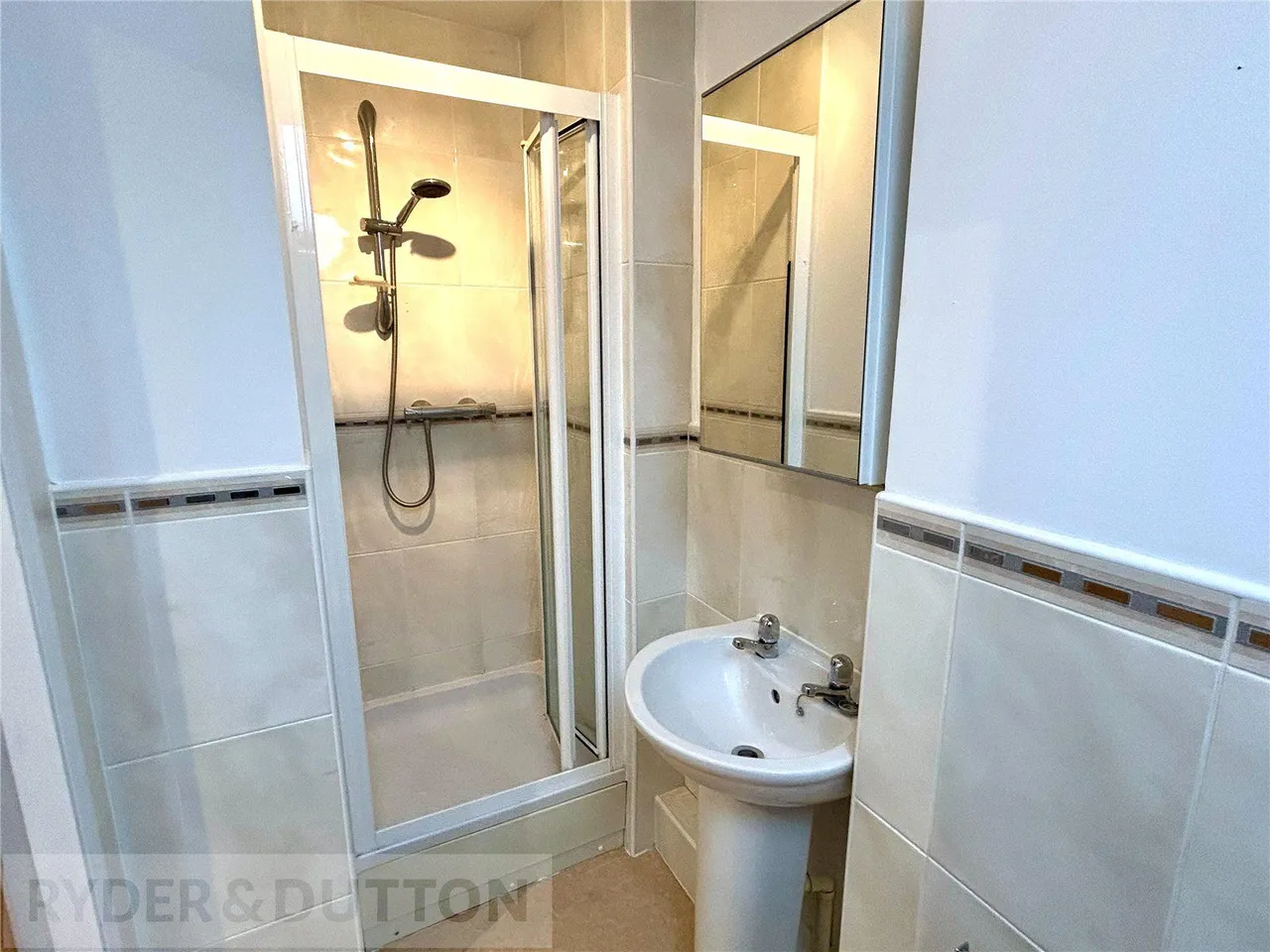 Heathmoor Park Road, Illingworth, HX2, photo 18