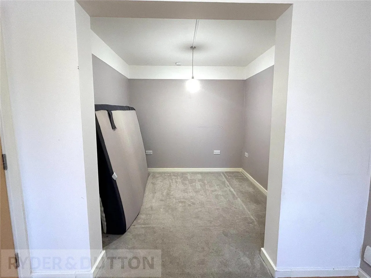 Heathmoor Park Road, Illingworth, HX2, photo 14