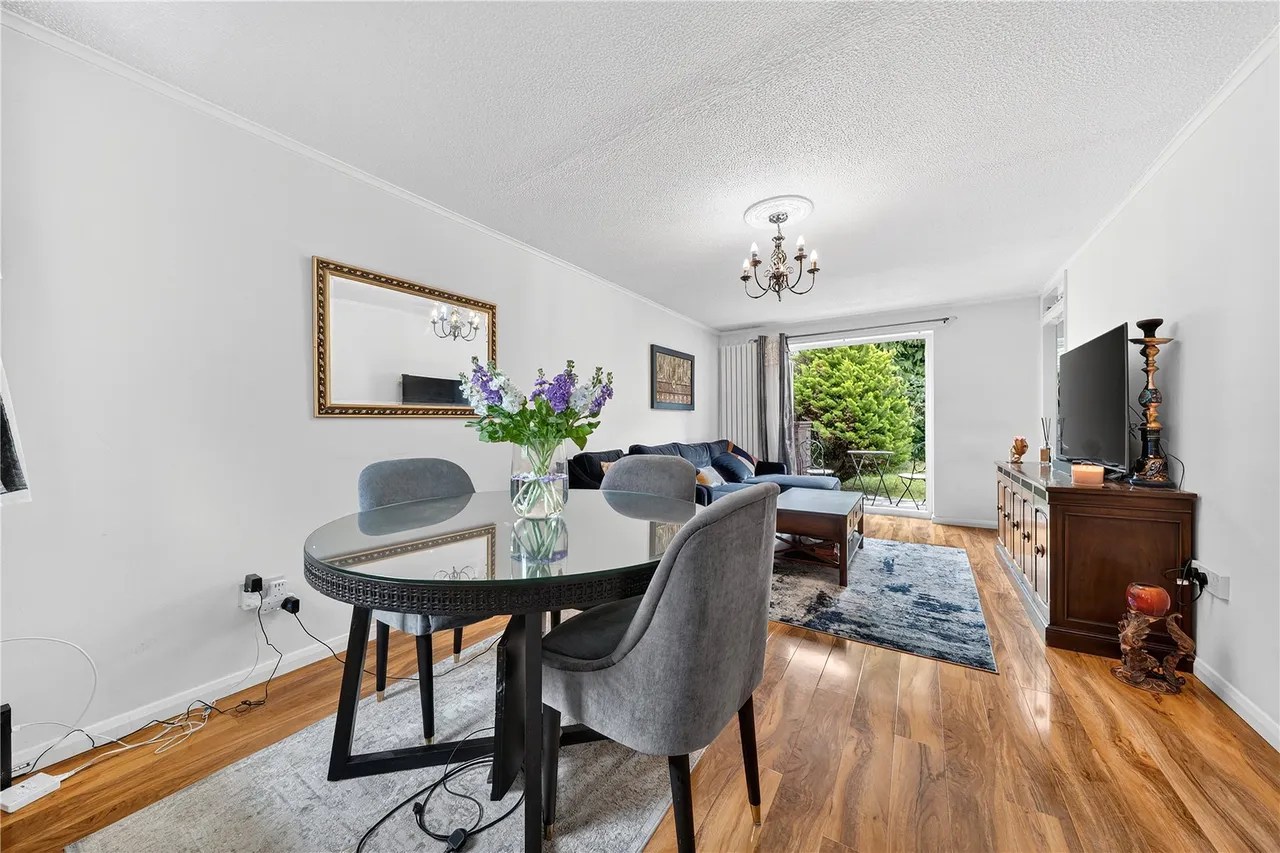 Inkerman Road, Knaphill, GU21, photo 2