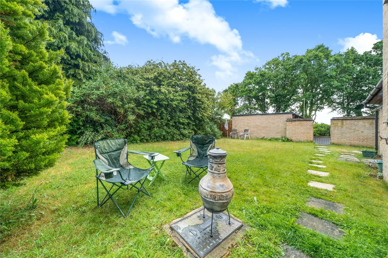 Inkerman Road, Knaphill, GU21, photo 12