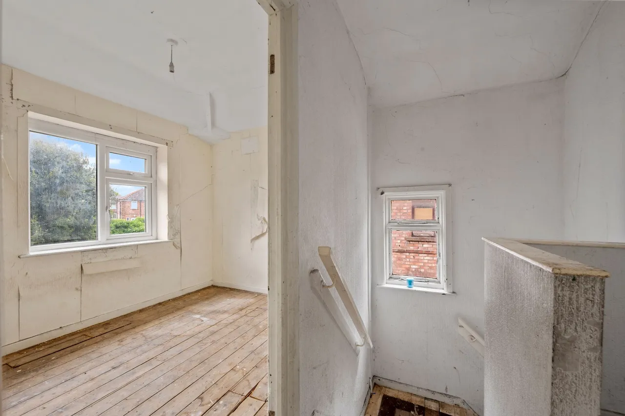 Wood Street, St. Helens, WA9, photo 13