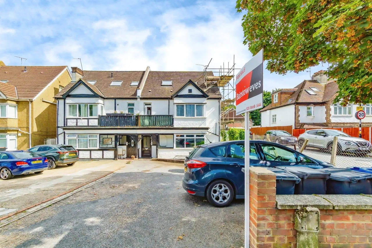 1 bed flat for sale — Brighton Road, Purley, CR8
