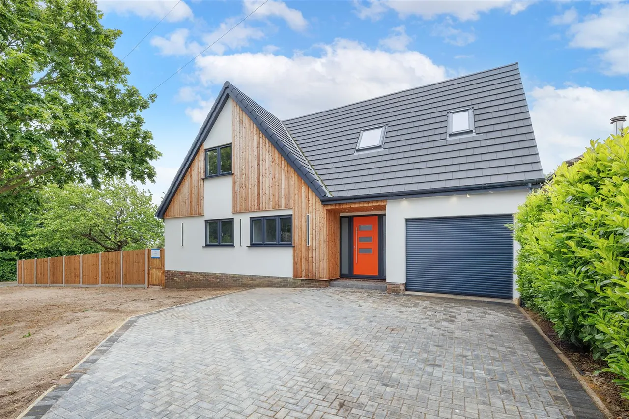 4 bed house for sale, Nicholas Drive, Reydon, IP18