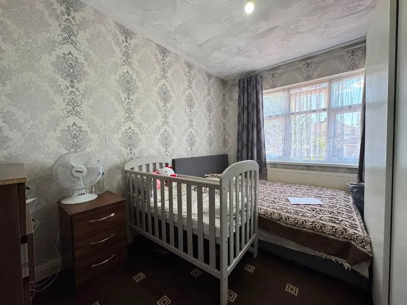 Wickstead Avenue, Luton LU4 9DP, photo 7