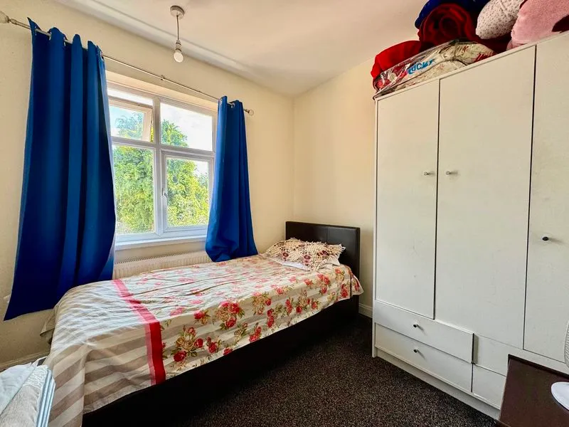 Wickstead Avenue, Luton LU4 9DP, photo 8