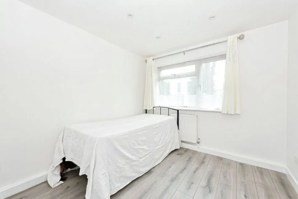 Lampton Road, Hounslow, TW3, photo 7