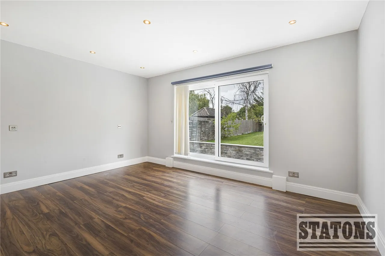 Newmans Way, Hadley Wood, EN4 0LR, photo 10