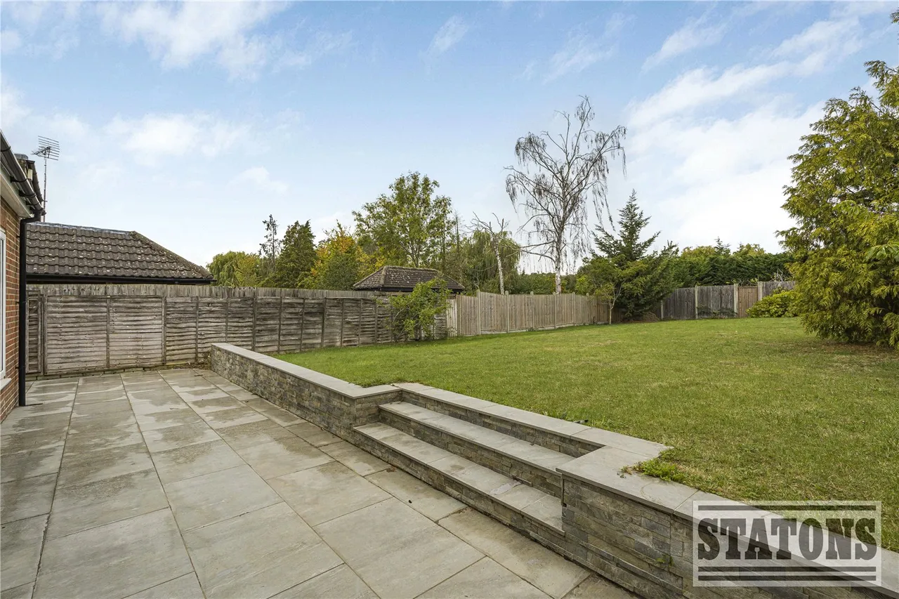 Newmans Way, Hadley Wood, EN4 0LR, photo 17