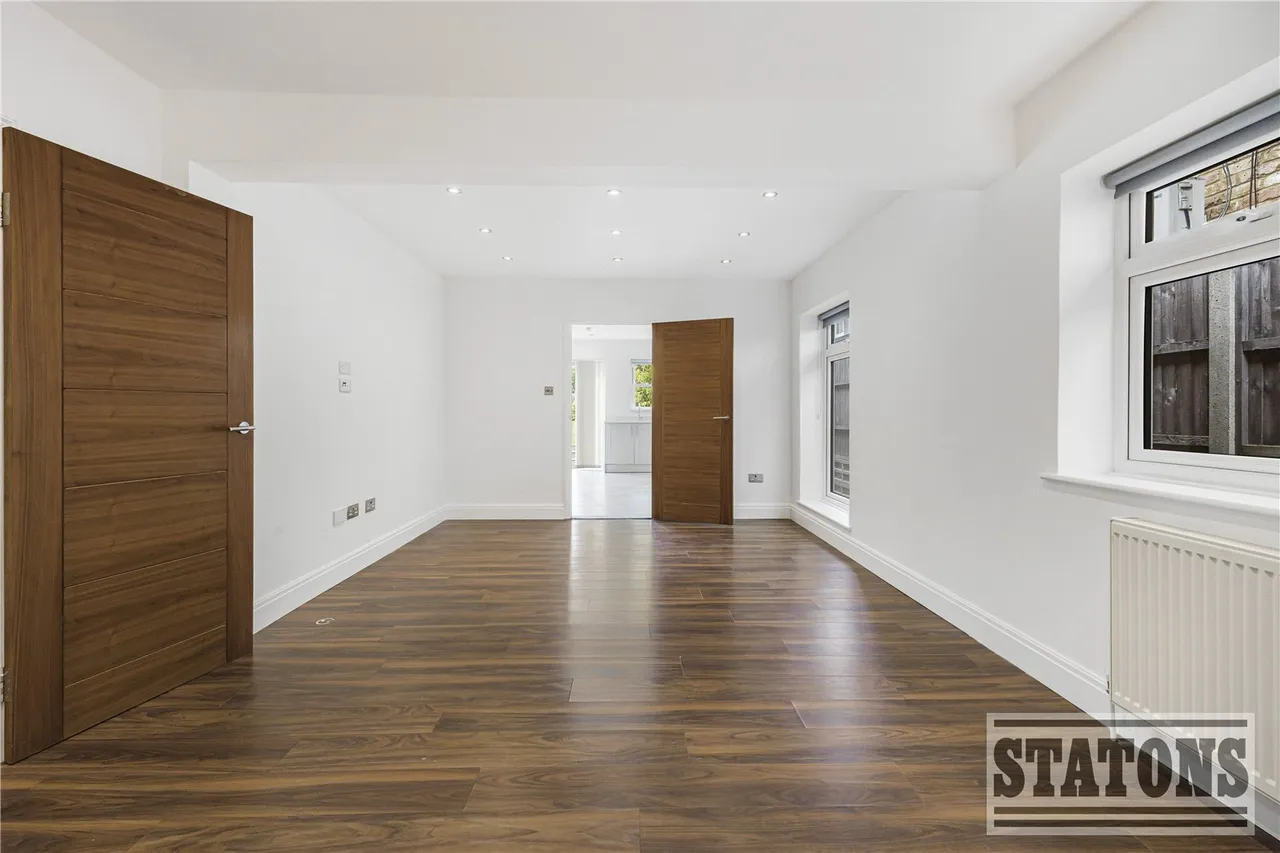 Newmans Way, Hadley Wood, EN4 0LR, photo 6