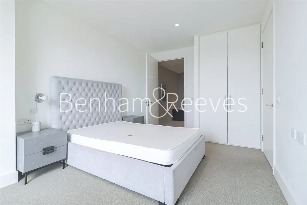 Daneland Walk, Haringey, N17, photo 12