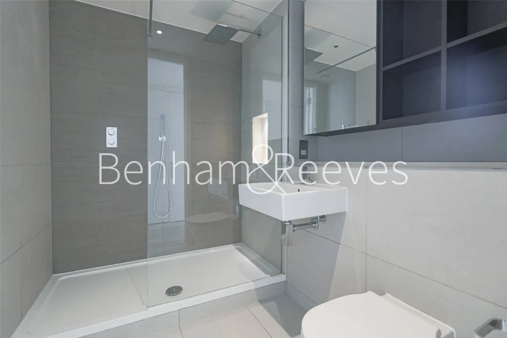 Daneland Walk, Haringey, N17, photo 15