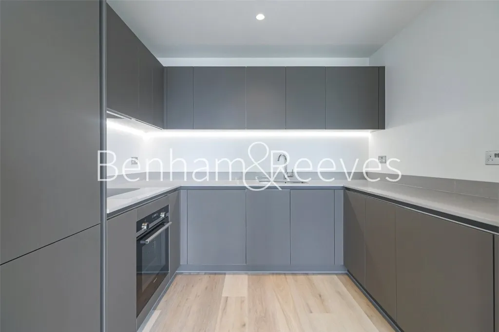 Daneland Walk, Haringey, N17, photo 9