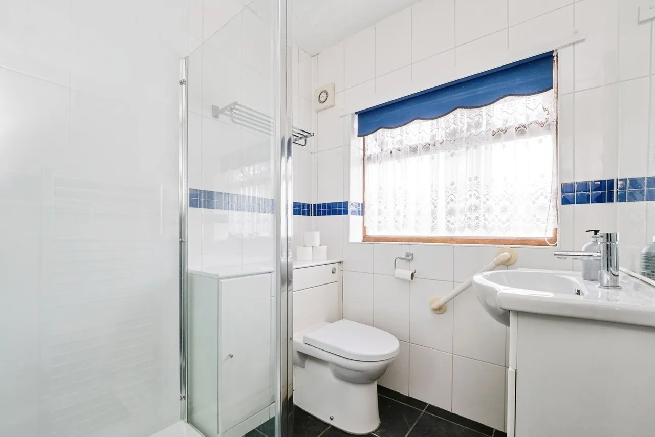 Philip Road, Rainham, RM13, photo 7