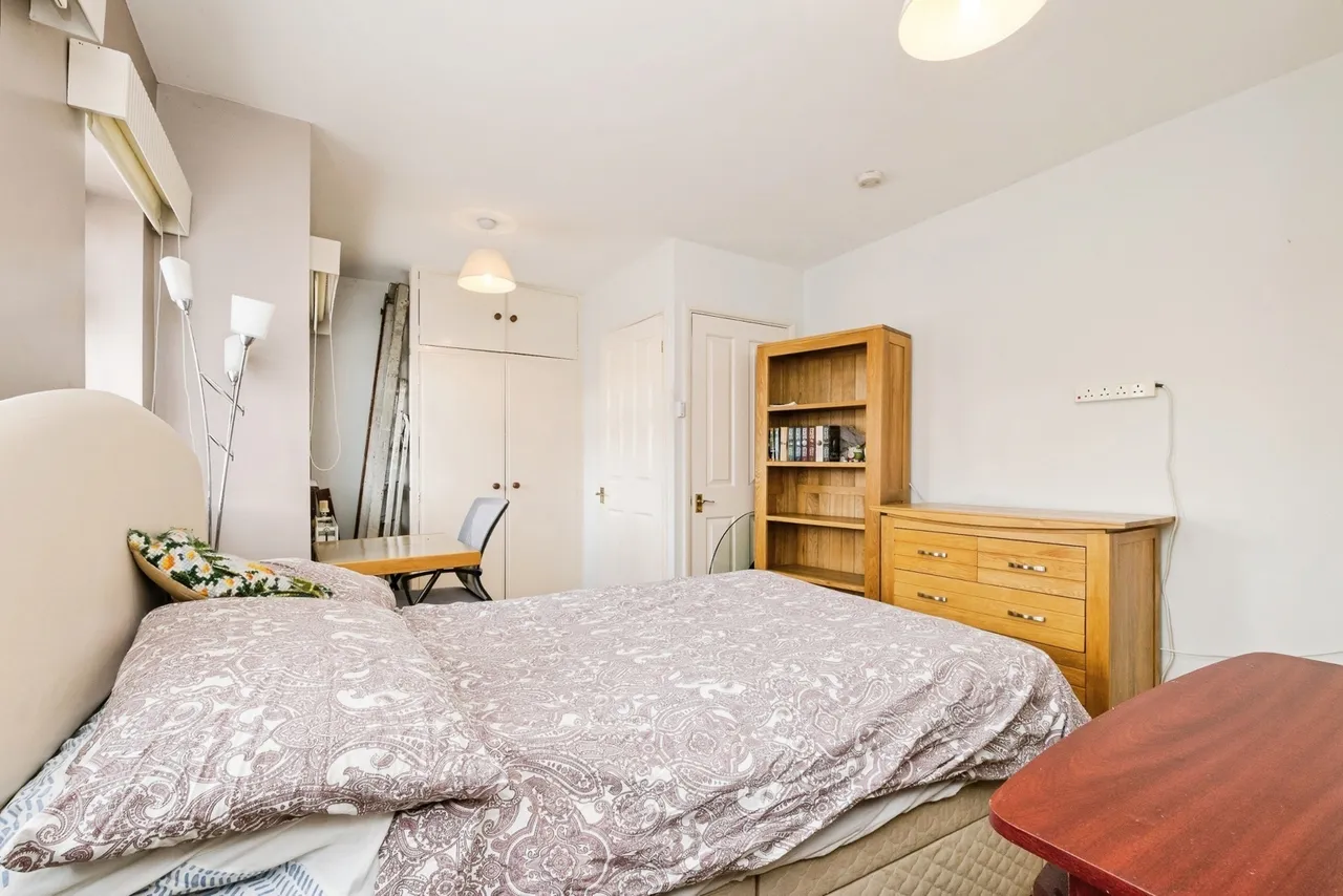 Philip Road, Rainham, RM13, photo 8