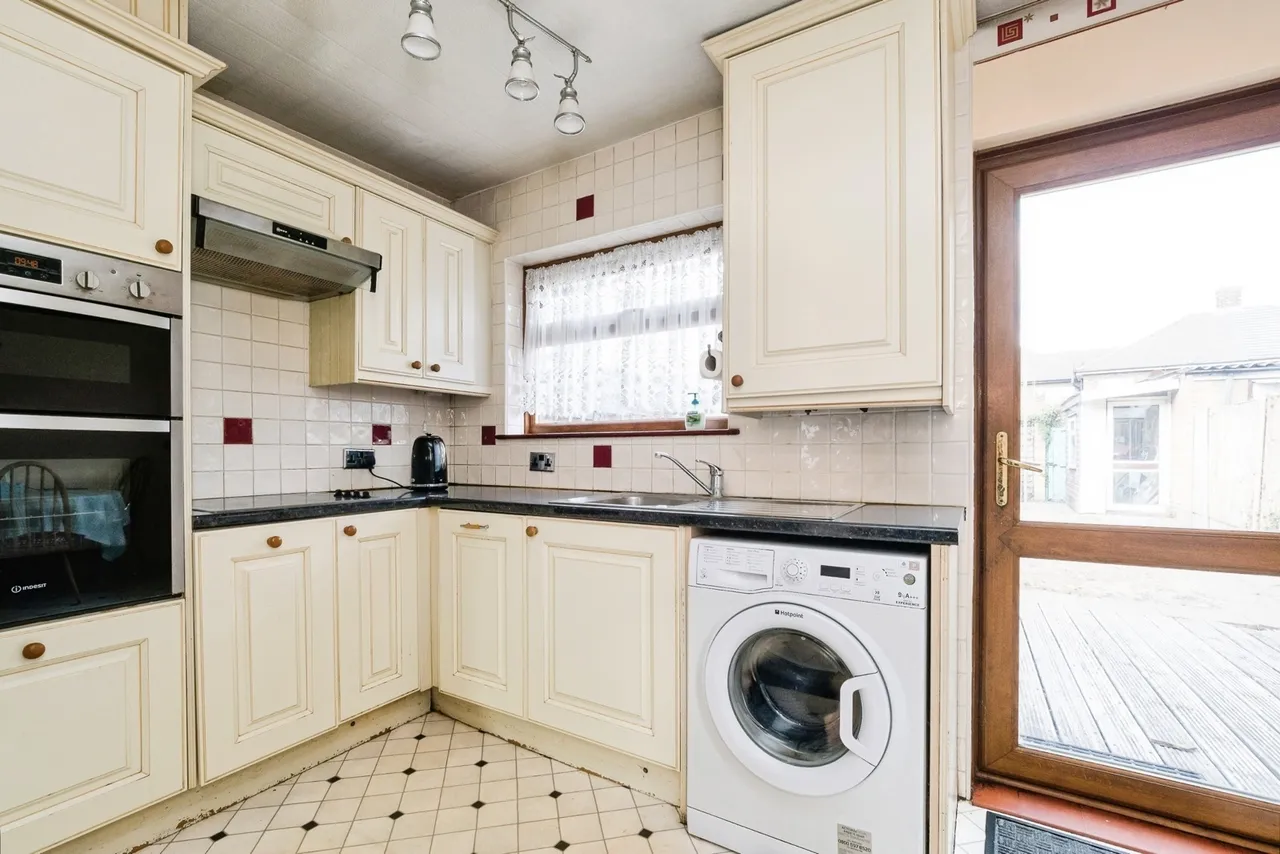 Philip Road, Rainham, RM13, photo 5
