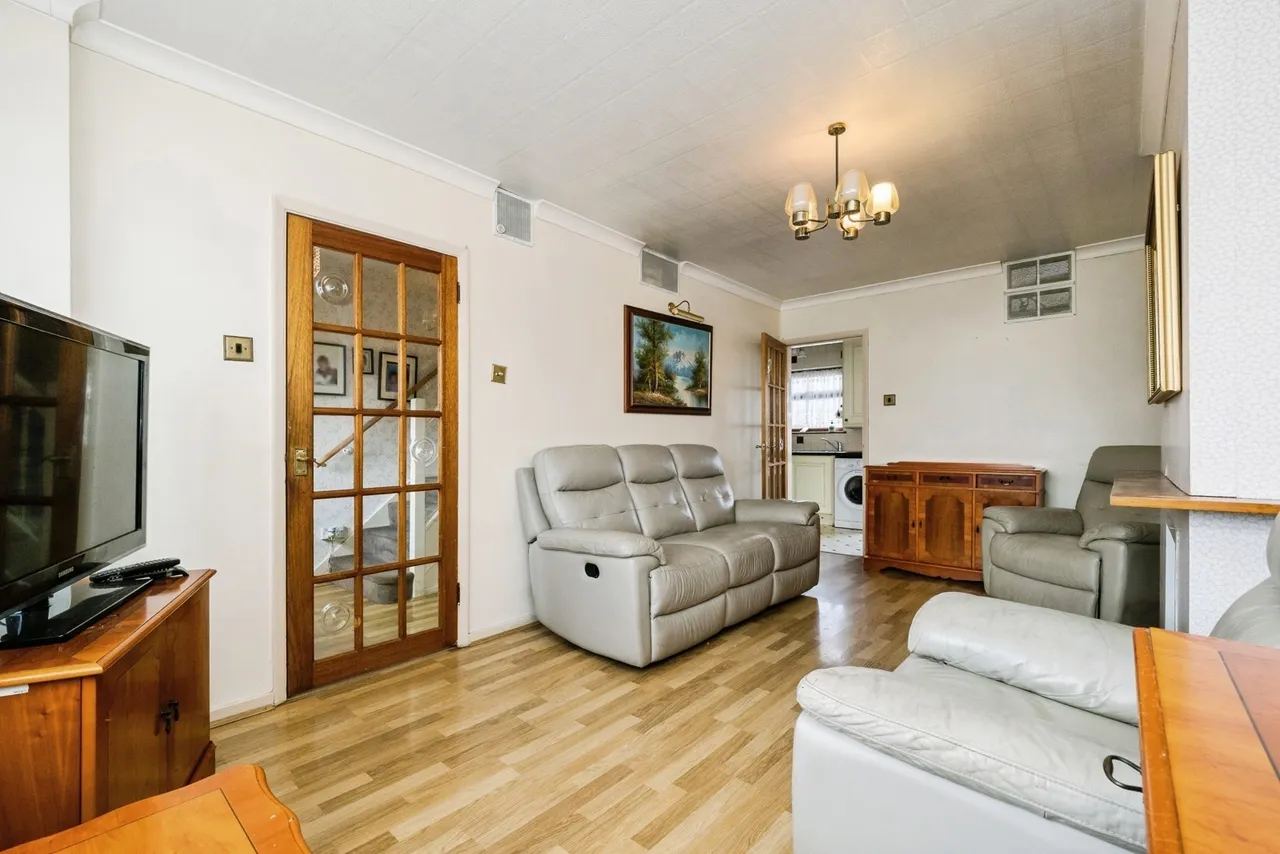 Philip Road, Rainham, RM13, photo 9
