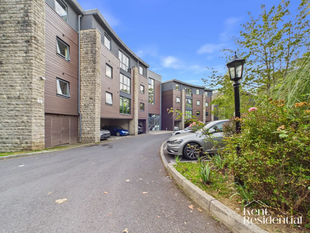 Sandling Lane, Sandling Park, ME14, photo 14