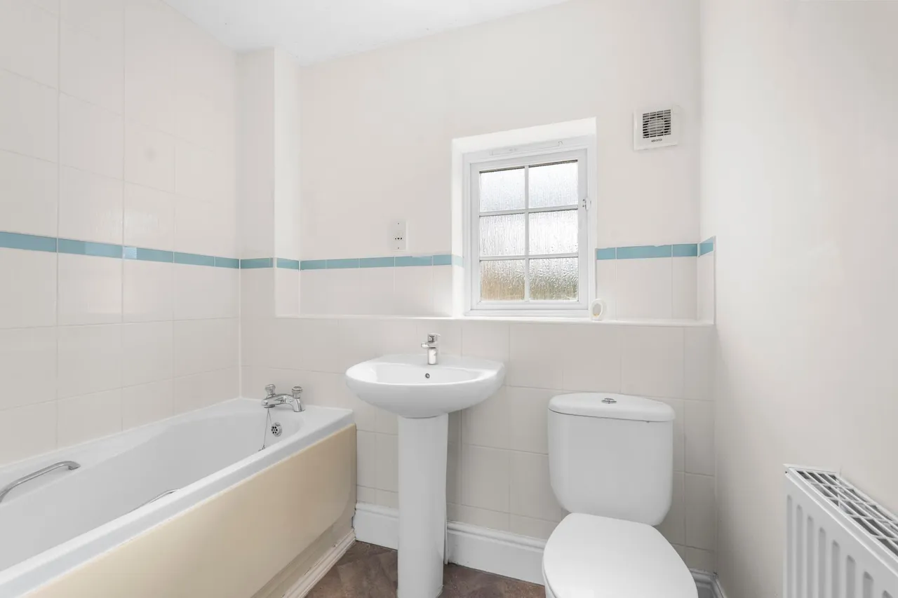 Palmerston Way, Stotfold, SG5, photo 9