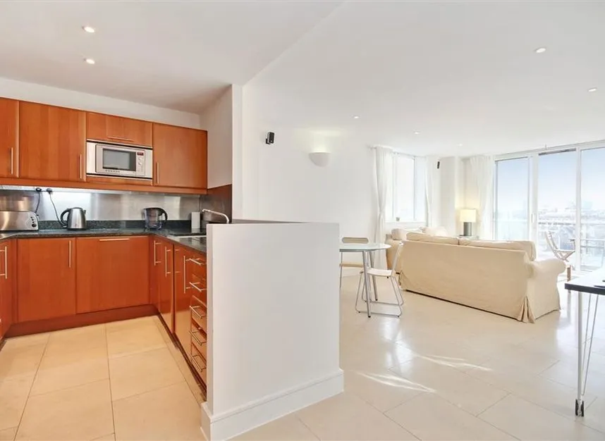 Borough High Street, London Bridge, SE1, photo 2
