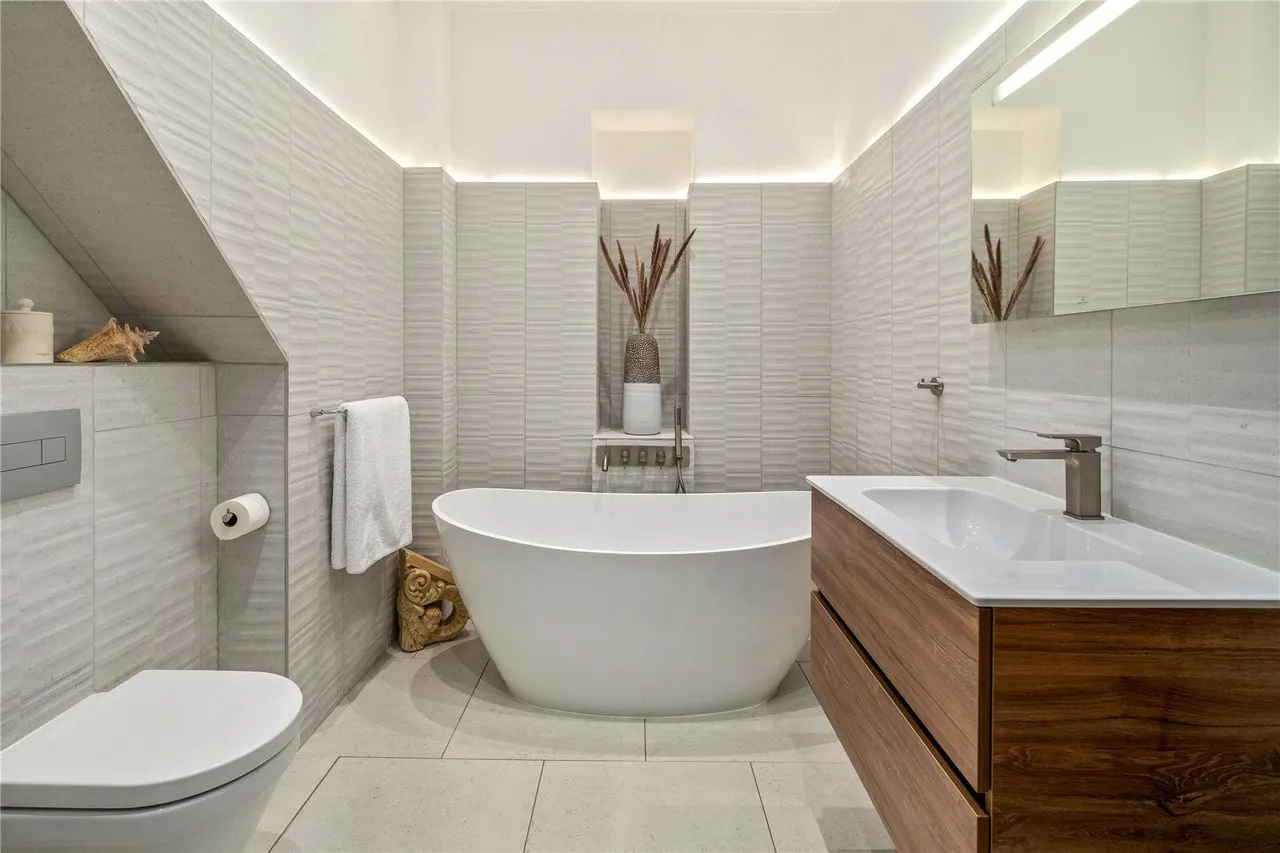 Woodbrook Road, Alderley Edge, SK9, photo 15