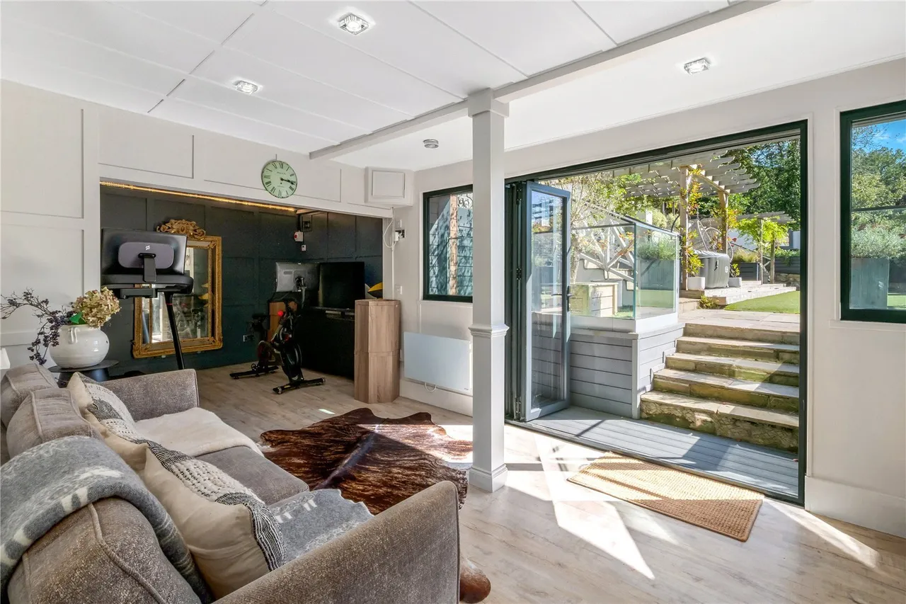 Woodbrook Road, Alderley Edge, SK9, photo 17