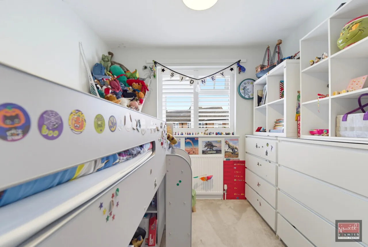 Courtfield Road, Ashford, photo 8