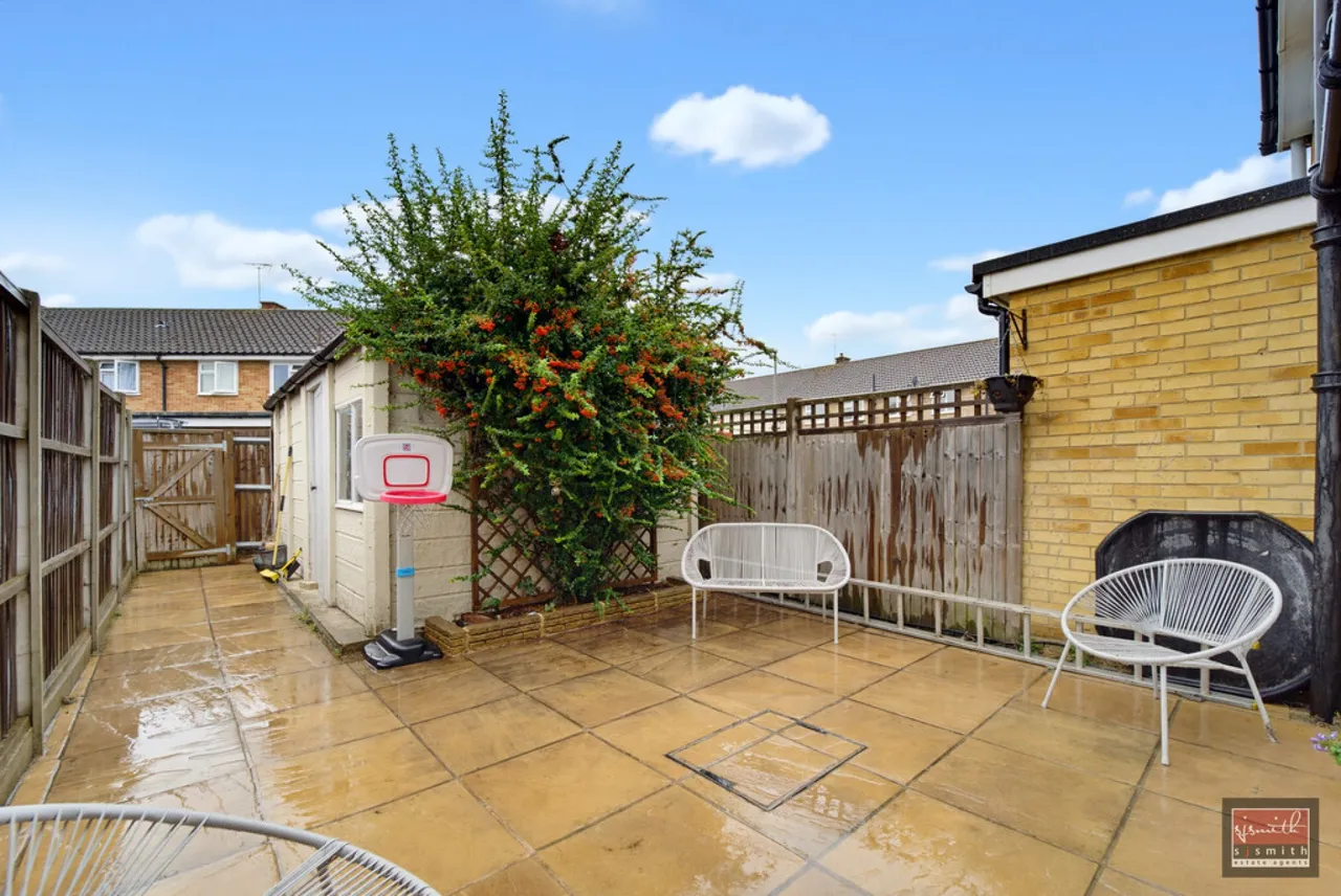 Courtfield Road, Ashford, photo 5
