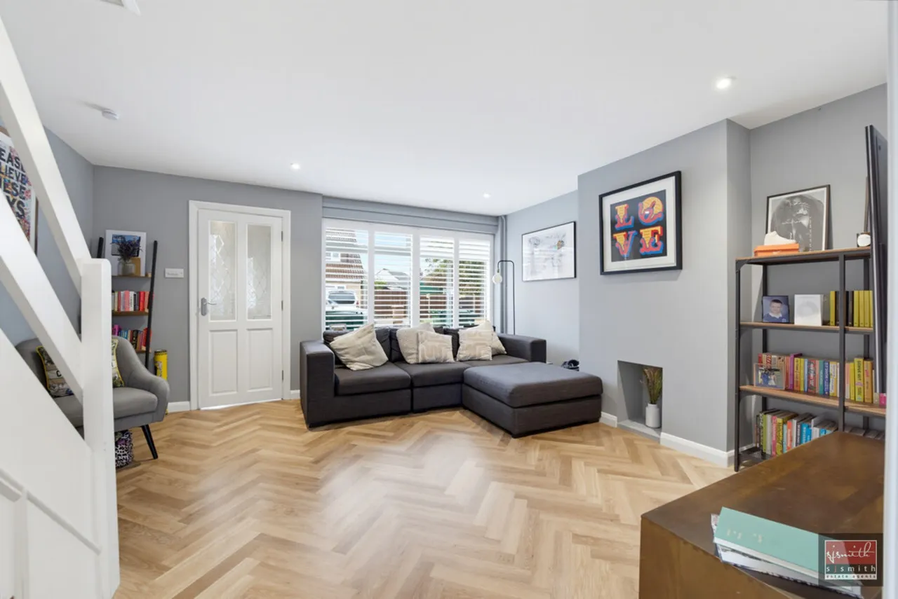 Courtfield Road, Ashford, photo 6