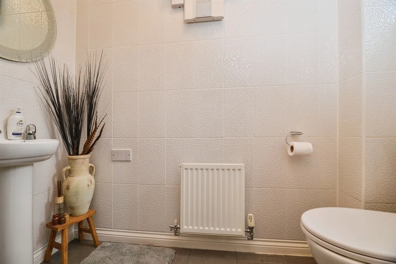 Bridgewater Court, Middlesbrough, TS4, photo 13