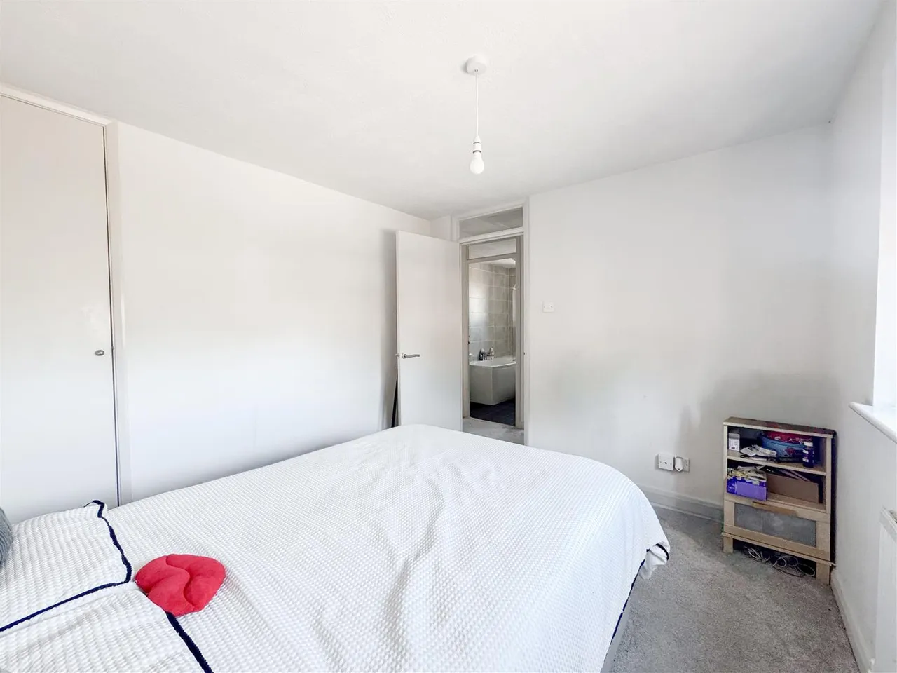 Terminus Road, Bexhill-On-Sea, TN39 3LR, photo 9