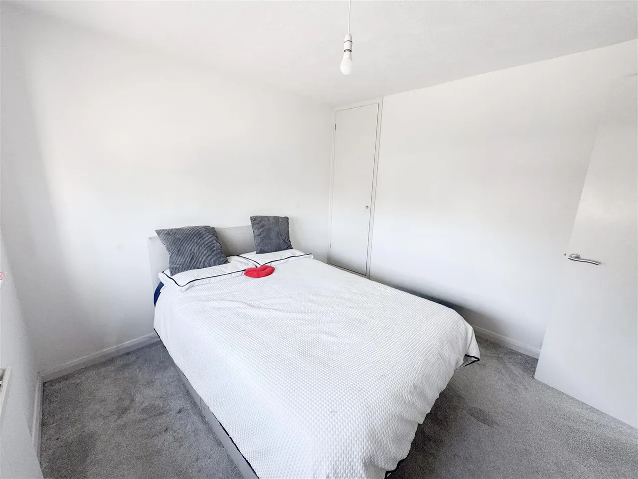 Terminus Road, Bexhill-On-Sea, TN39 3LR, photo 8