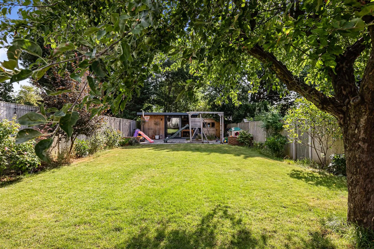 Woodcote Way, Caversham, RG4, photo 6