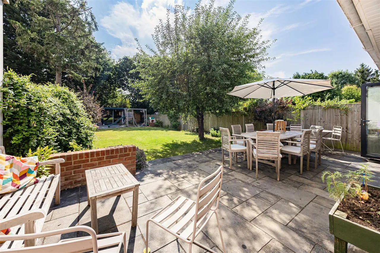 Woodcote Way, Caversham, RG4, photo 13