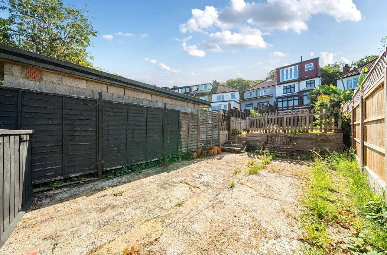 Annsworthy Crescent, London, SE25, photo 21