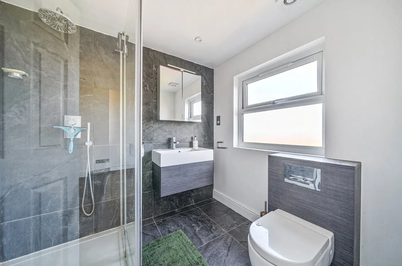 Annsworthy Crescent, London, SE25, photo 17