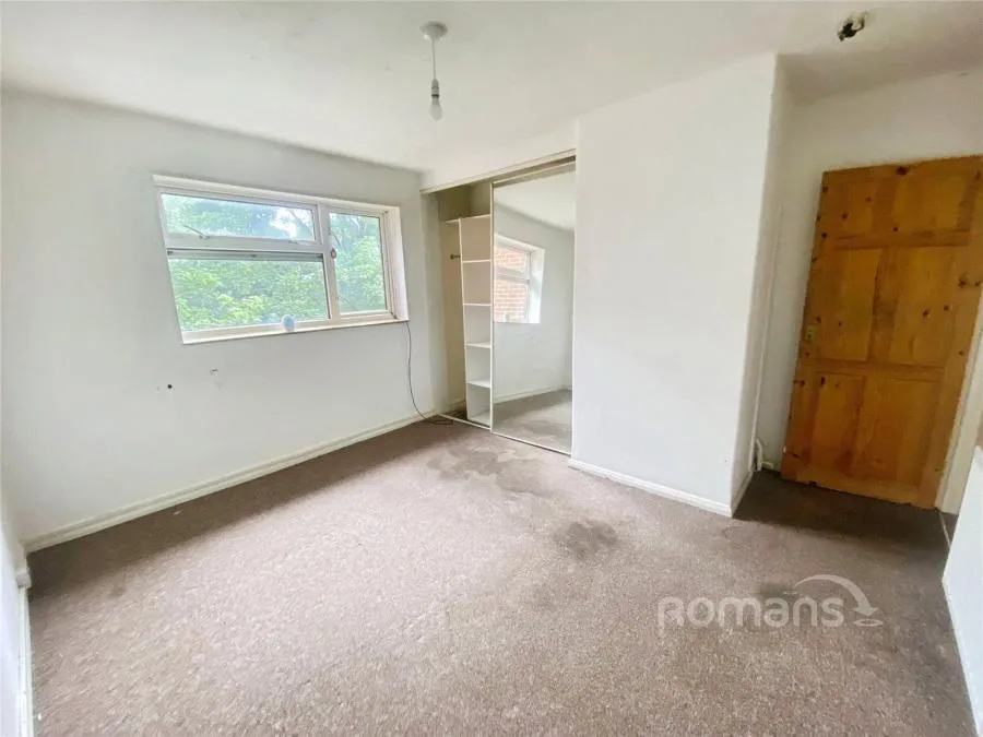 Chapel Road, Camberley, GU15, photo 8