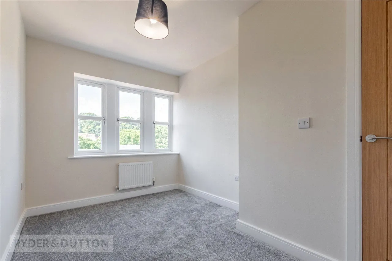 Hillcrest View, Huddersfield, HD7, photo 22
