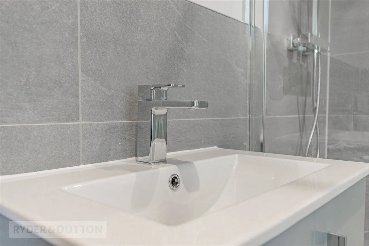 Hillcrest View, Huddersfield, HD7, photo 18