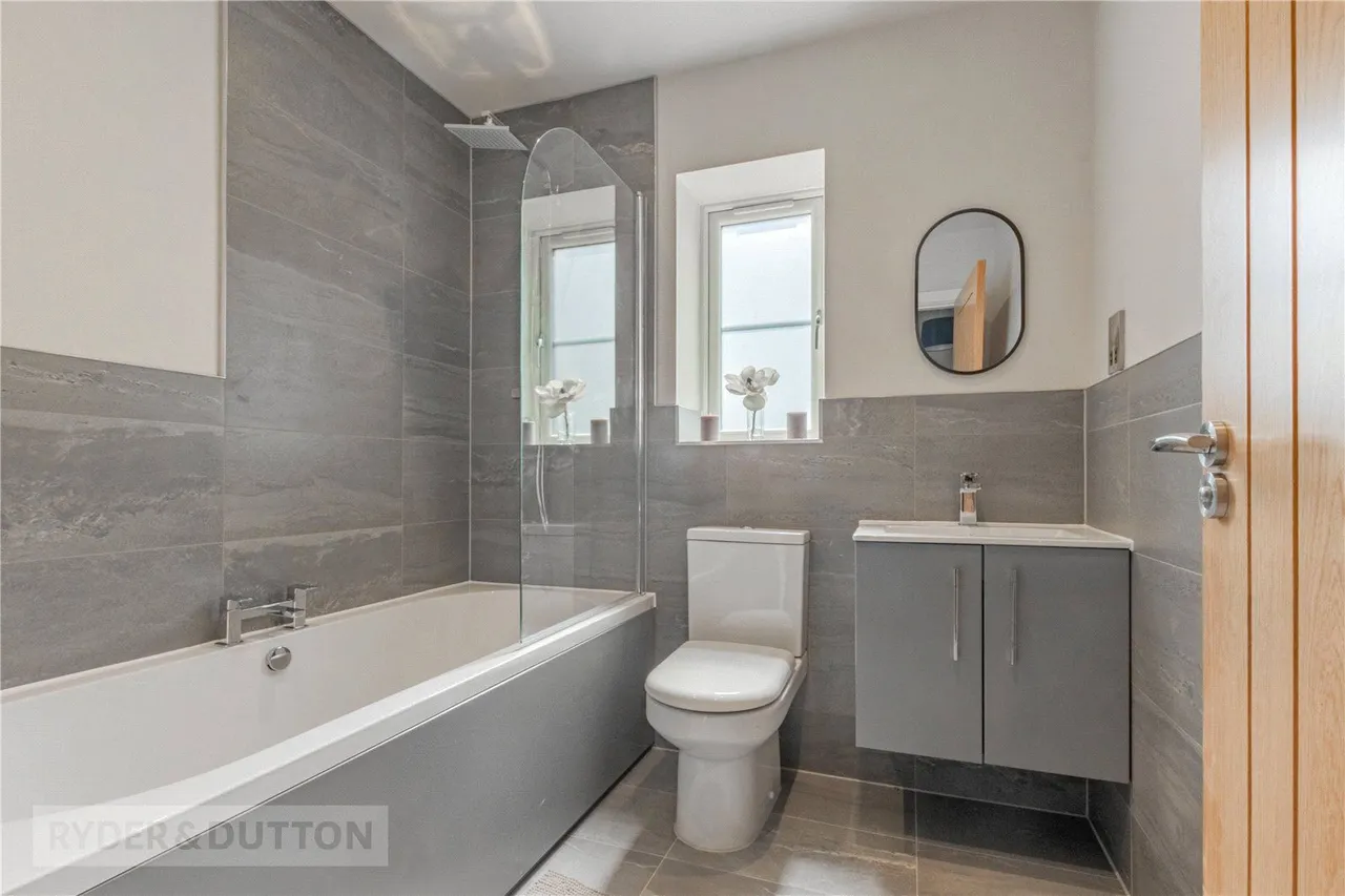 Hillcrest View, Huddersfield, HD7, photo 12
