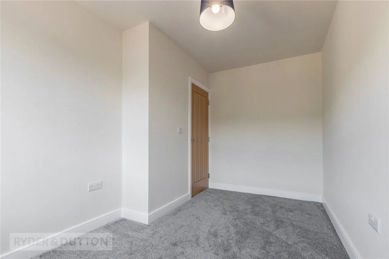 Hillcrest View, Huddersfield, HD7, photo 23