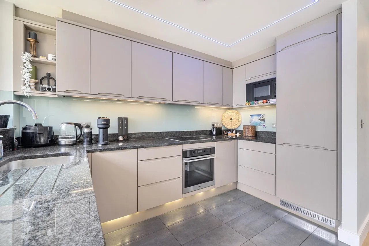 Upper Ground, SE1, photo 12